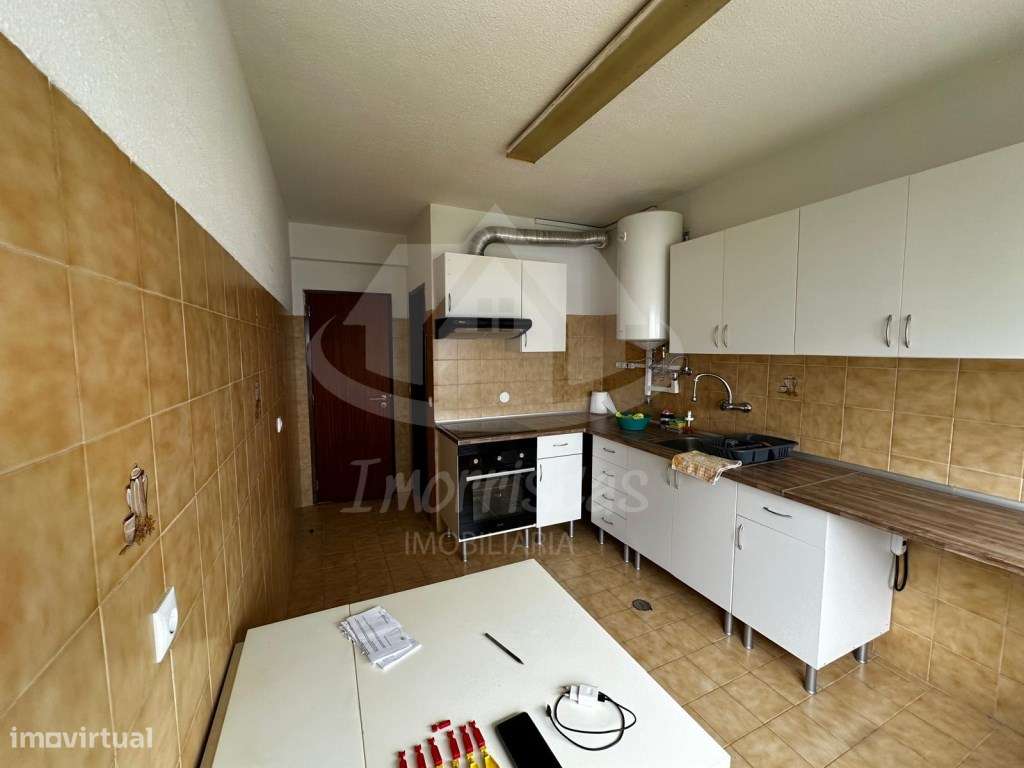 Apartamento T2 na Póvoa de Santa Iria-6