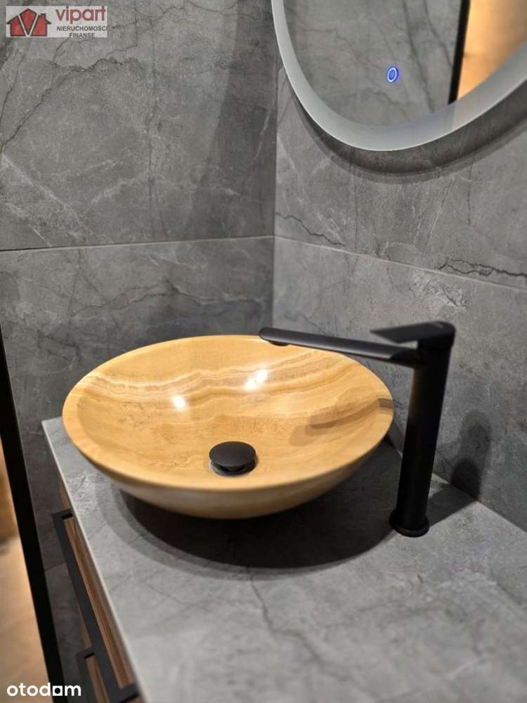 Przytulna kawalerka na osiedlu Panorama w Tychach-19