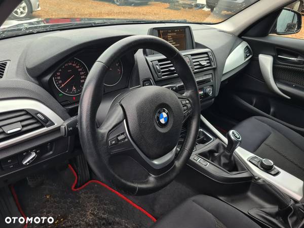 BMW Seria 1 116i Sport Line - 15