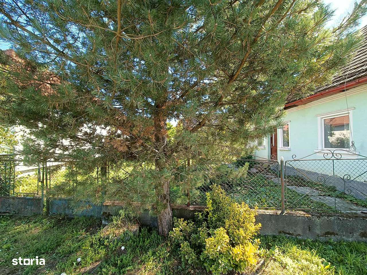 Casa cu teren in Catalina - Imagine principală: 3/5