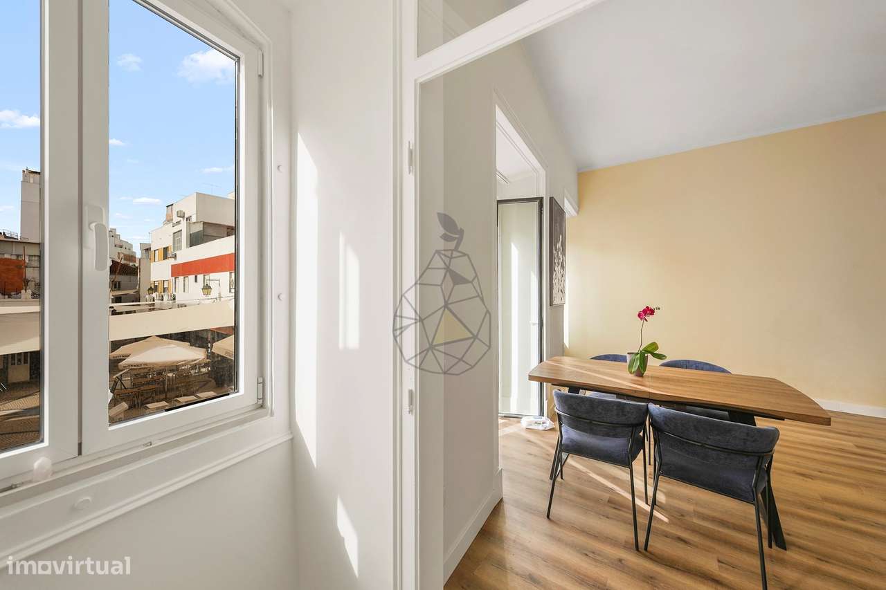 Viva o Encanto da Cidade Antiga - Apartamento com Tetos Altos e Muito-30