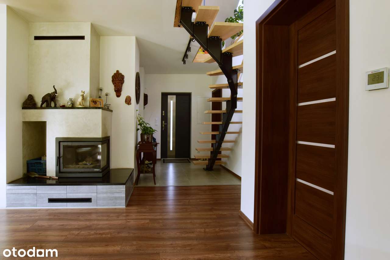 Nowoczesny dom w pięknej okolicy-7