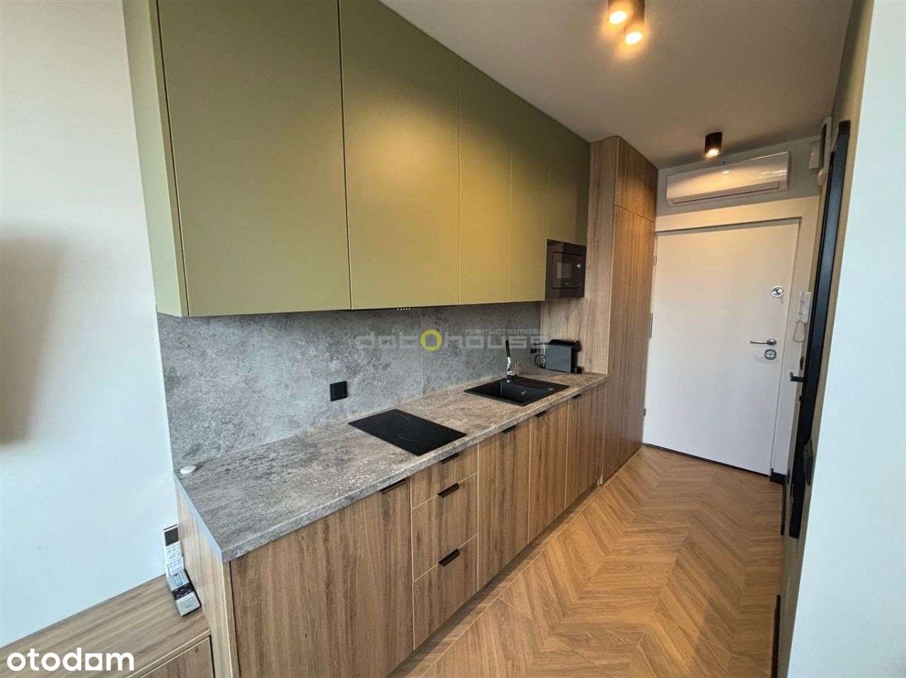 Mieszkanie, 15,90 m², Katowice-3