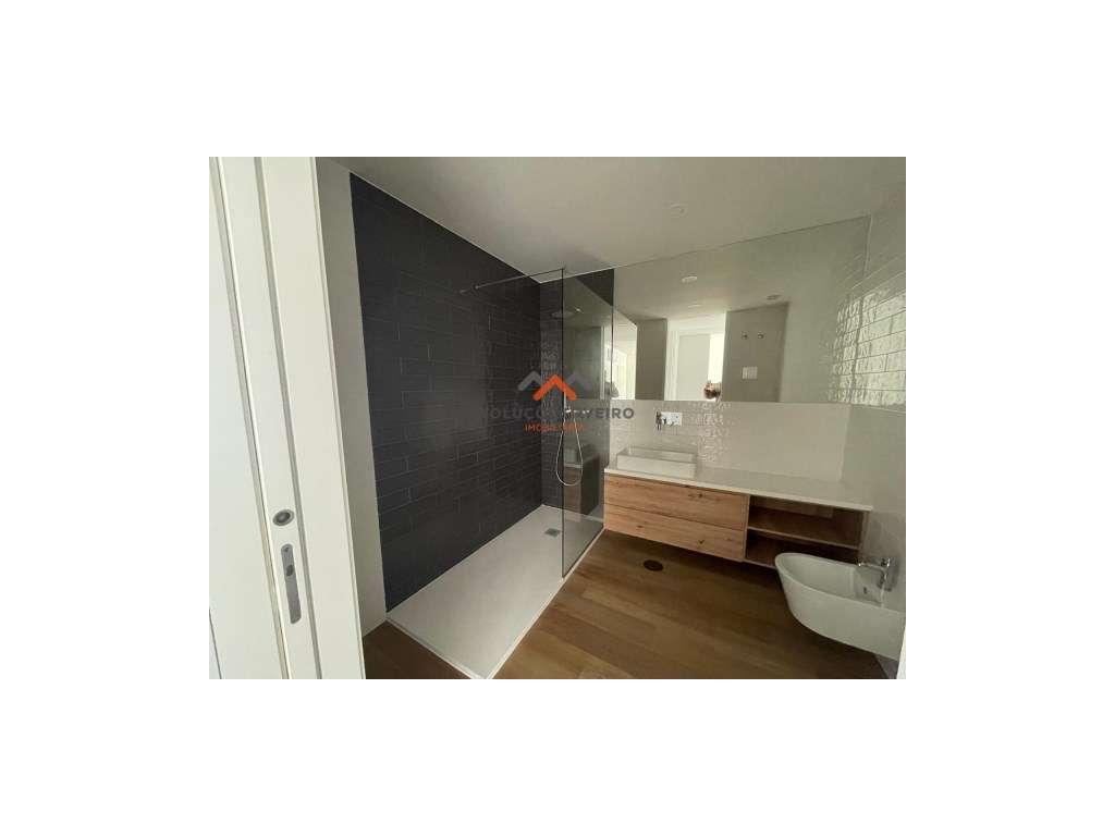 Apartamento T1 - Centro de Aveiro - Grande imagem: 2/11