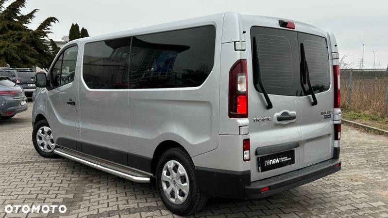 Renault Trafic - 12