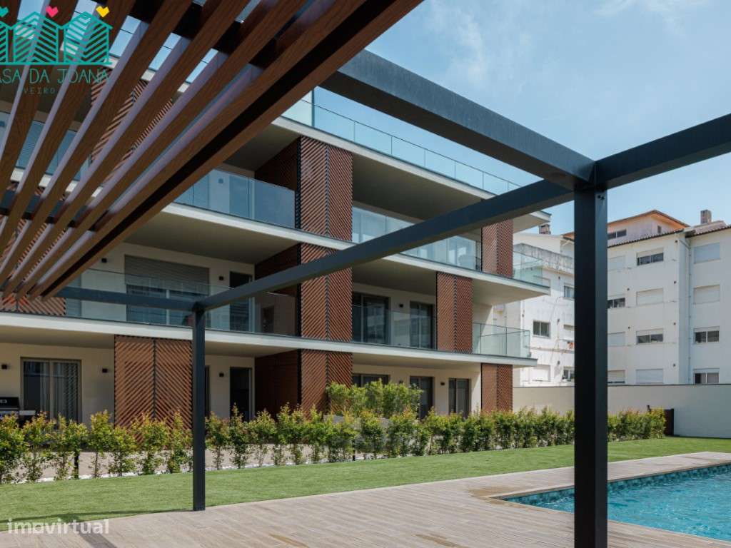 Apartamento T2 com Terraço na Praia da Barra-19