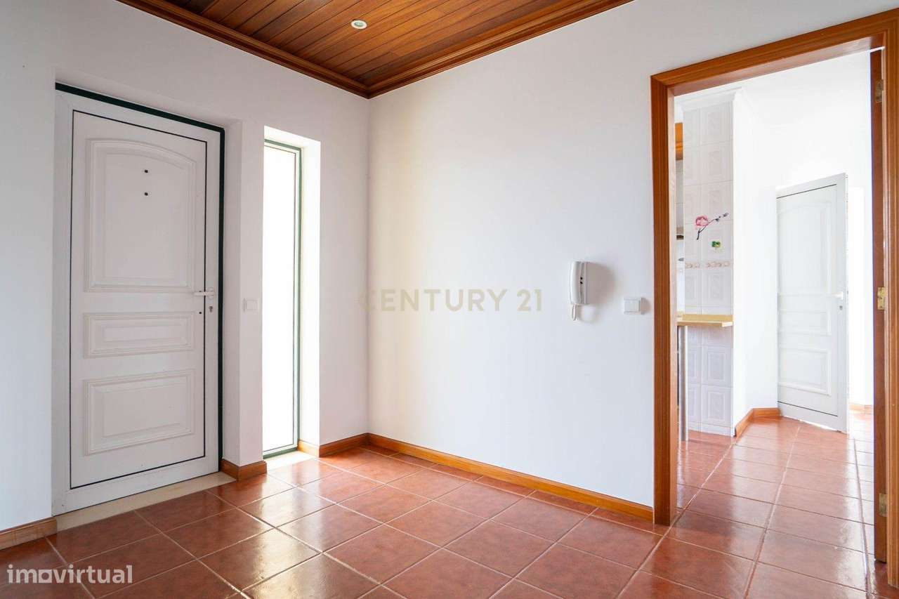 Moradia T5 - C/ terreno - Excelente estado - Grande imagem: 5/60