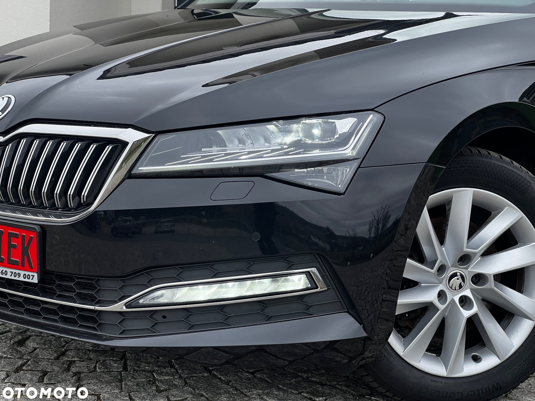 Skoda Superb Combi 2.0 TDI DSG Premium Edition - 2