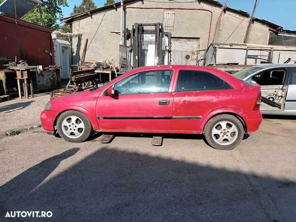 Dezmembrari  Opel ASTRA G  1998  > 2009 2.0 16V Benzina - 6