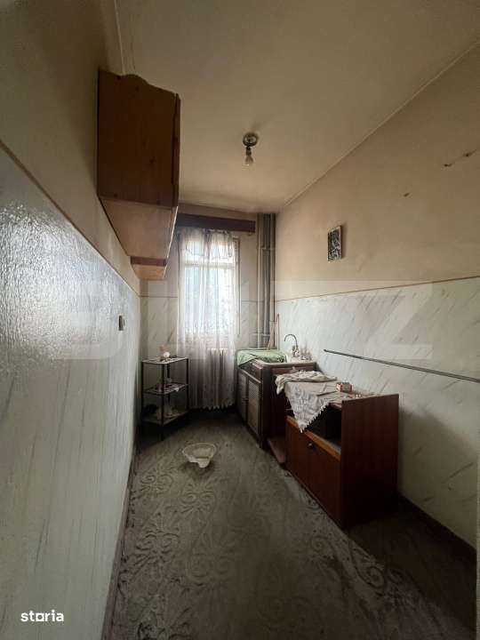 Apartament cu 3 camere, 48mp, renovabil, zona Micro 3 - Imagine principală: 3/6