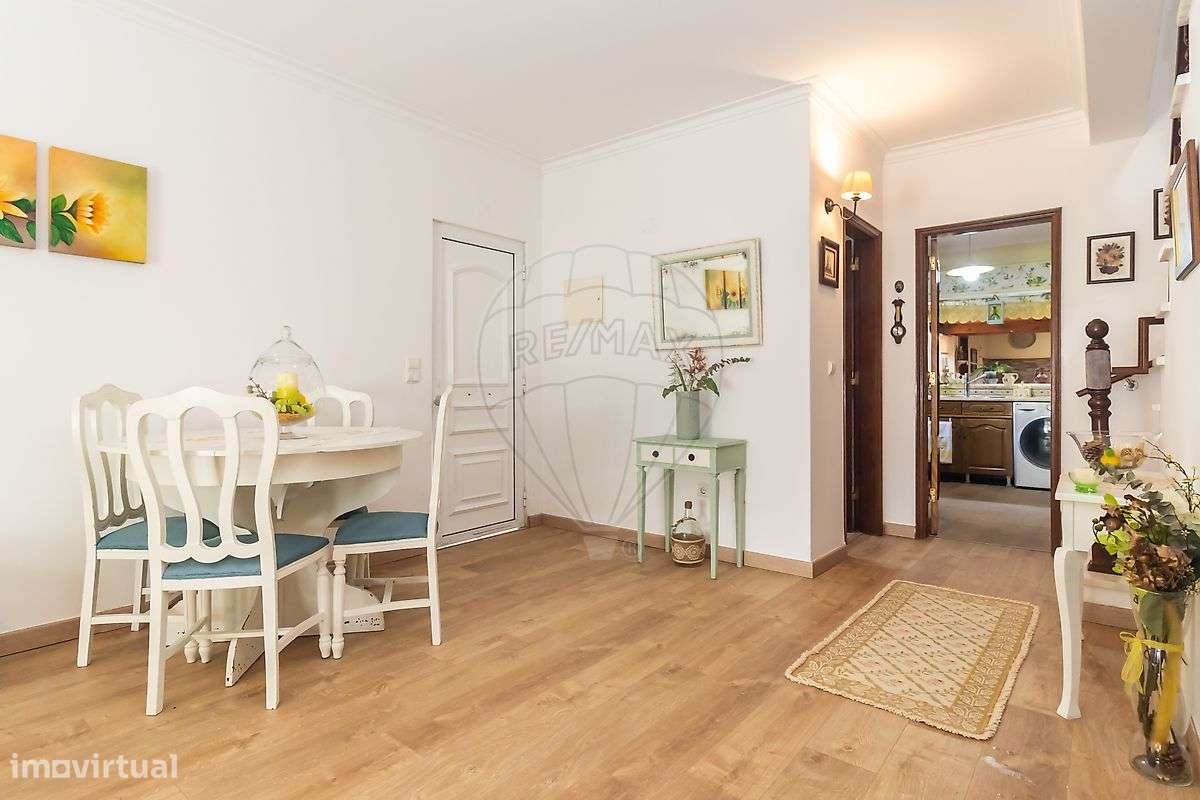 Moradia Geminada T3+2 – Quinta do Conde para venda-31