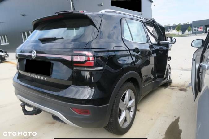 Volkswagen T-Cross - 3