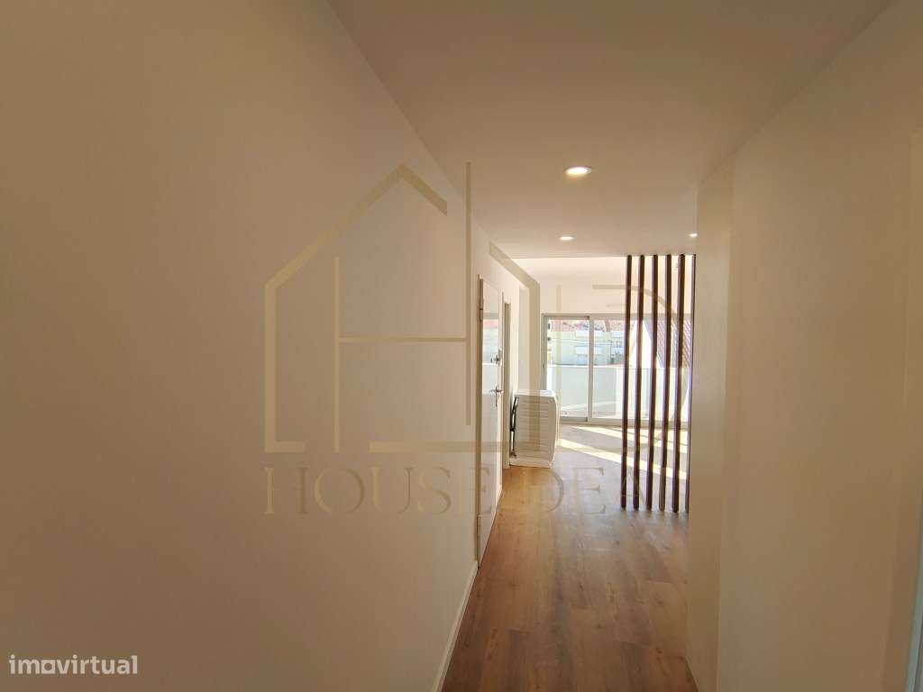 MODERNO Apartamento Duplex T3. Quinta do Conde-6