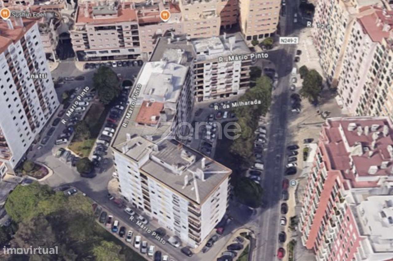 Espaço Comercial/Loja em Rua da Milharada 28 em Massamá - Grande imagem: 4/29