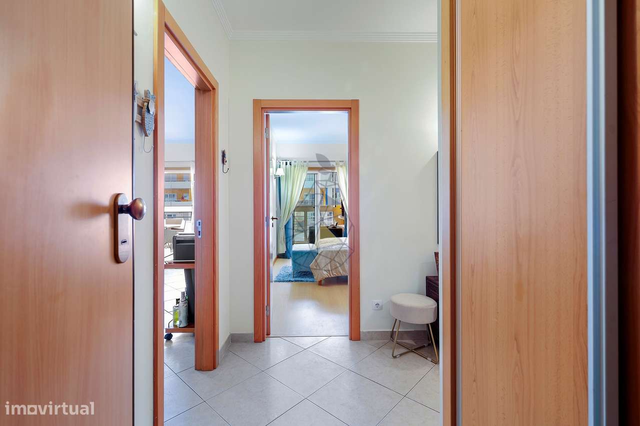 Magnifico Apartamento T2 situado no 7º piso   com 2 casas de banho no - Grande imagem: 4/45