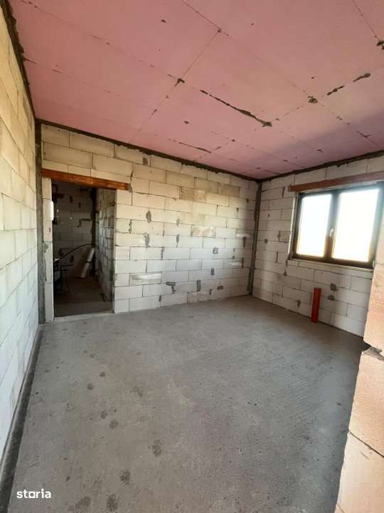 Casa individuala, la rosu, 161 mp,  Fratautii Vechi - Imagine principală: 4/7