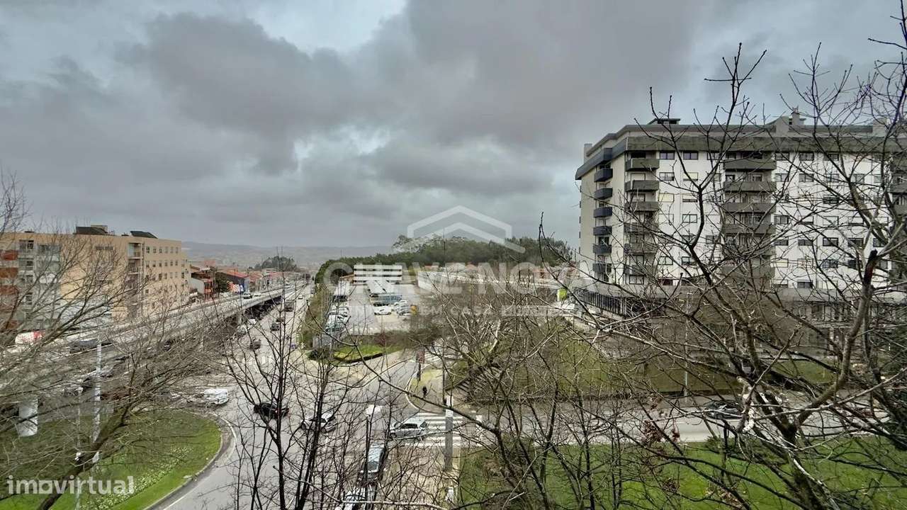 Apartamento T1 Novo c/ lugar de garagem-Oporto Luxury Residences-17