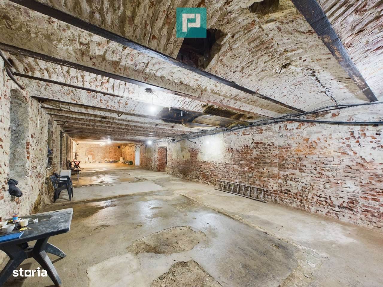 Spațiu ultracentral la demisol - Imagine principală: 1/8