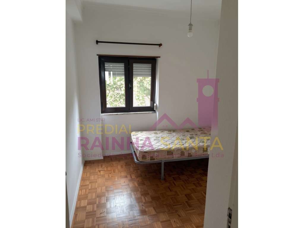 Apartamento T3 nas Caldas da Rainha-12