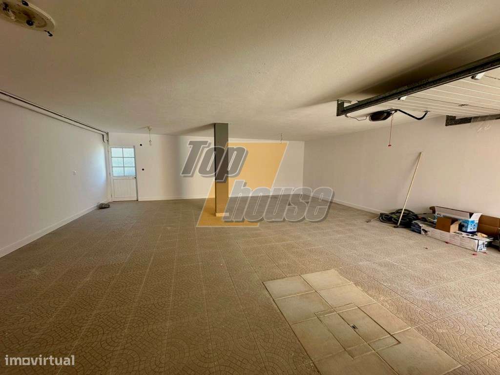 Moradia T4 com piscina e terreno de 900m2 - Quinta da Serralheira -...-50