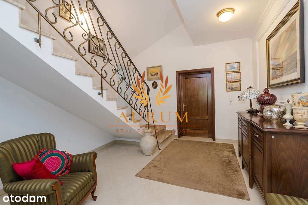 Ciepły rodzinny dom najwyższej jakości blisko lasu-6