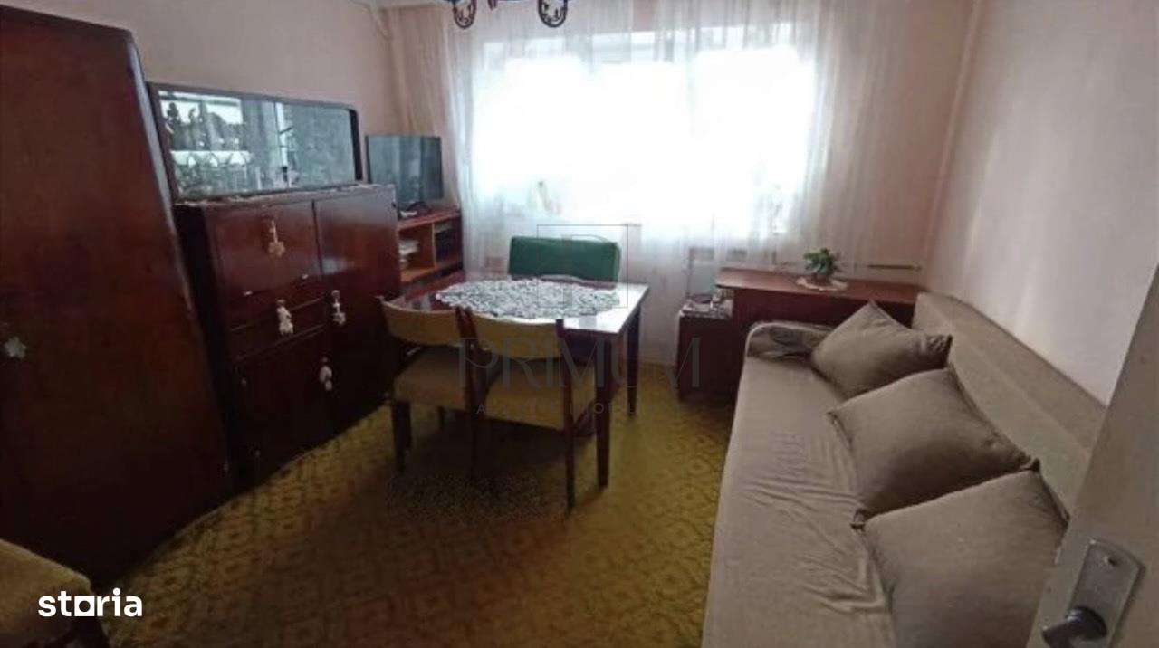 SOARELUI - 2 Camere - Decomandat - Acoperis nou - Imagine principală: 5/7