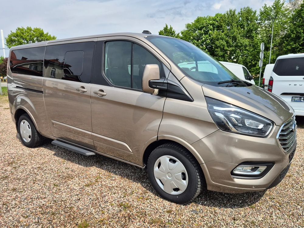 Ford Tourneo Custom 2020