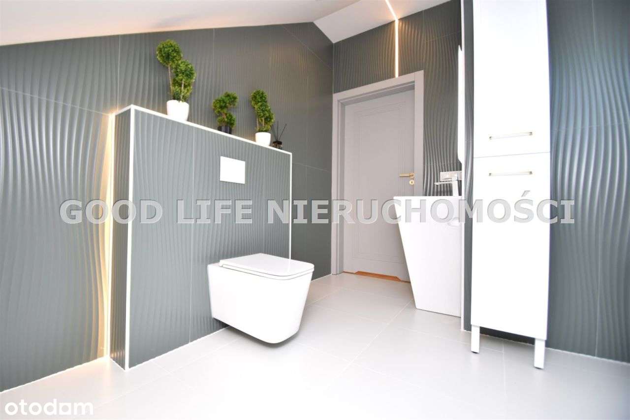 Nowoczesny dom wolnostojący 260 m2, 5Pok. / Krasne-12