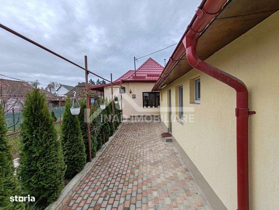 Casa individuala, 100 mp utili, 242 mp teren, Str. Trandafirilor - Imagine principală: 3/17