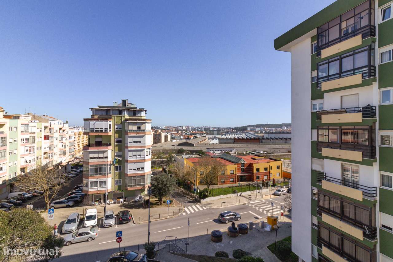 APARTAMENTO T3 | 2 WC'S | ELEVADOR | ARRECADAÇÃO | FALAGUEIRA-23