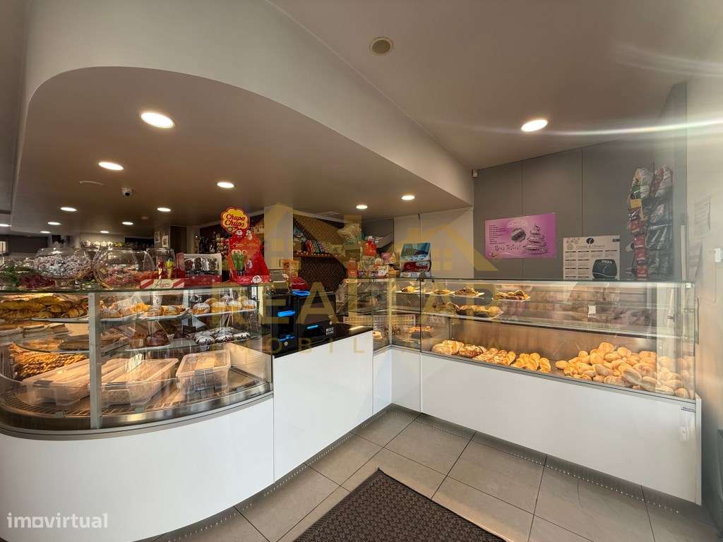 Padaria/ Pastelaria com fabrico próprio para Trespasse em Fradelos ... - Grande imagem: 3/27
