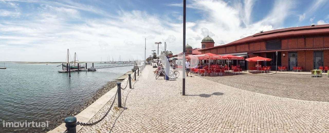 Terreno no centro da cidade para Investimento em Olhão - Grande imagem: 2/4