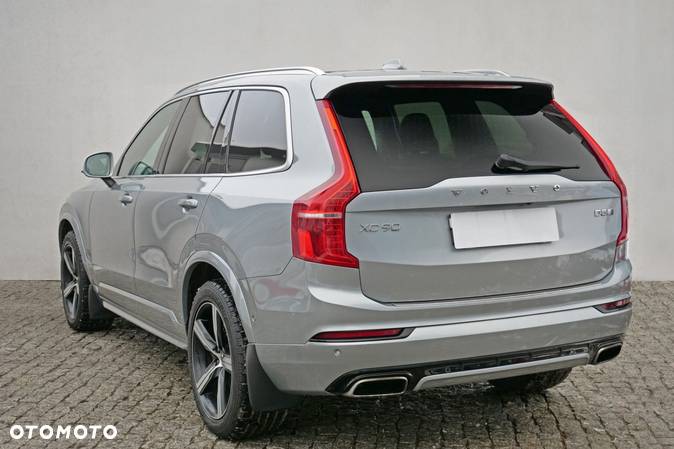 Volvo XC 90 - 6