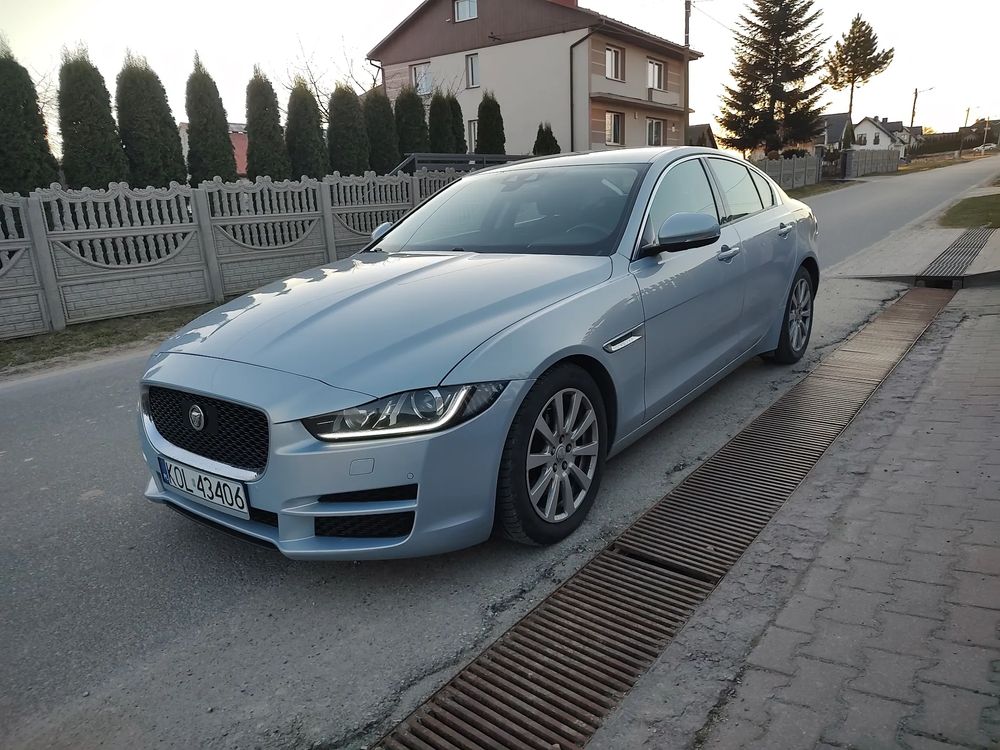 Jaguar XE 2016