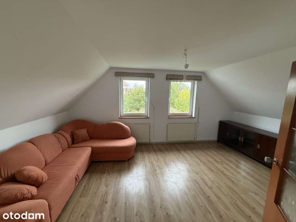 Piękny dom na sprzedaż w Dołujach.-13