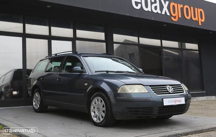 VW Passat Variant - 1