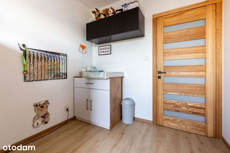 Trzy pokoje, 2 miejsca postojowe, taras, komórka l-14