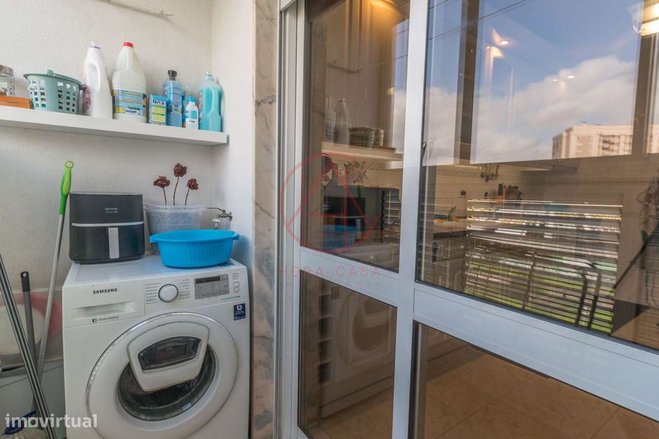 T2 Povoa de Santa Iria com varanda-49