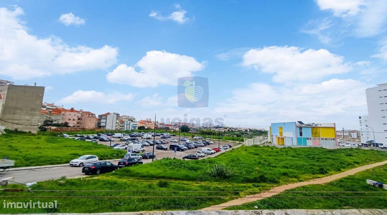 Apartamento T2 renovado nas Olaias, freguesia do Beato, Lisboa-8