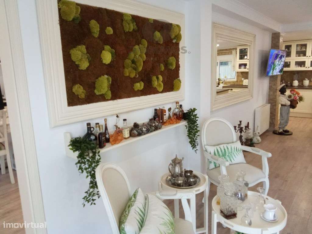 Moradia V3 / Quinta com Piscina-11