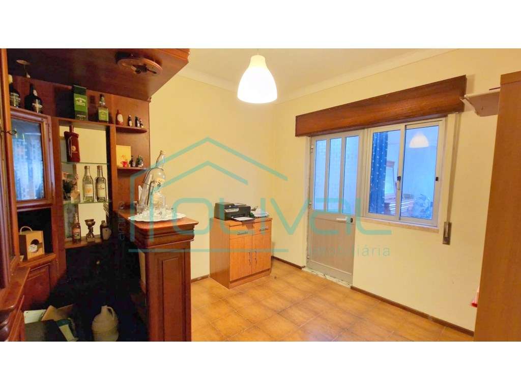 Moradia T6 centro de Samora Correia-8