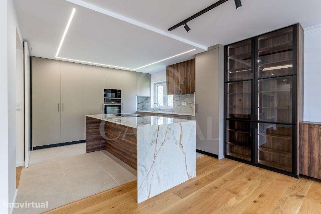 Apartamento T5 Duplex Exclusivo em Primeira Linha de Mar-7