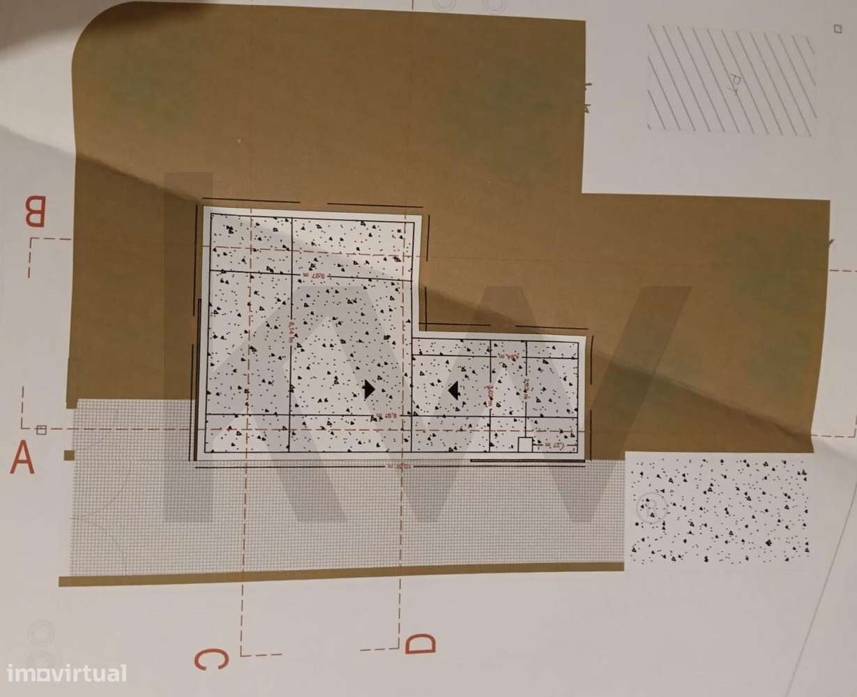 Lote de terreno com projecto de construção em curso | Moradia T3 isola-15