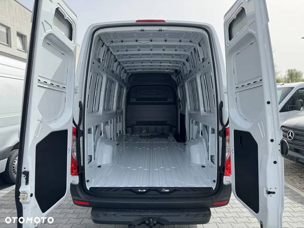 Mercedes-Benz Sprinter - 8