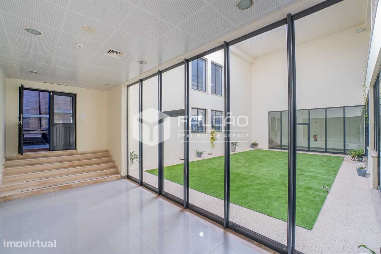 Armazém  Venda em Romeira e Várzea,Santarém - Grande imagem: 4/53