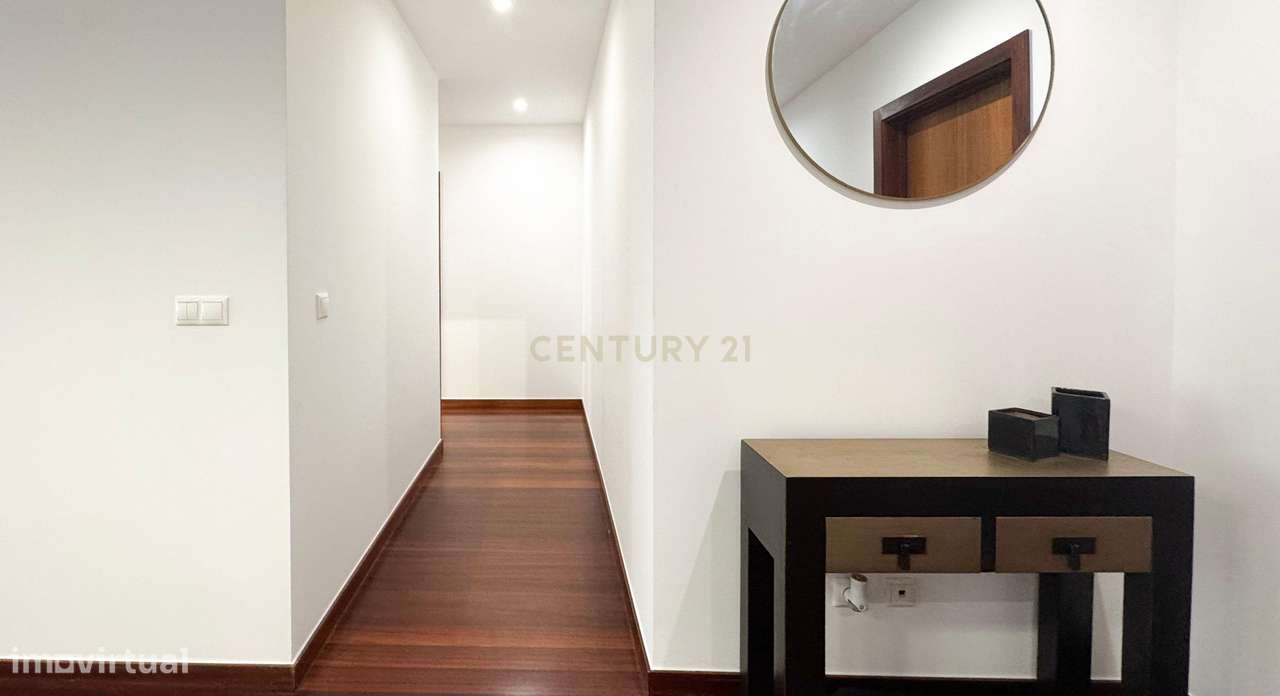 Apartamento T2 em Funchal (São Pedro) com Vista Mar-10