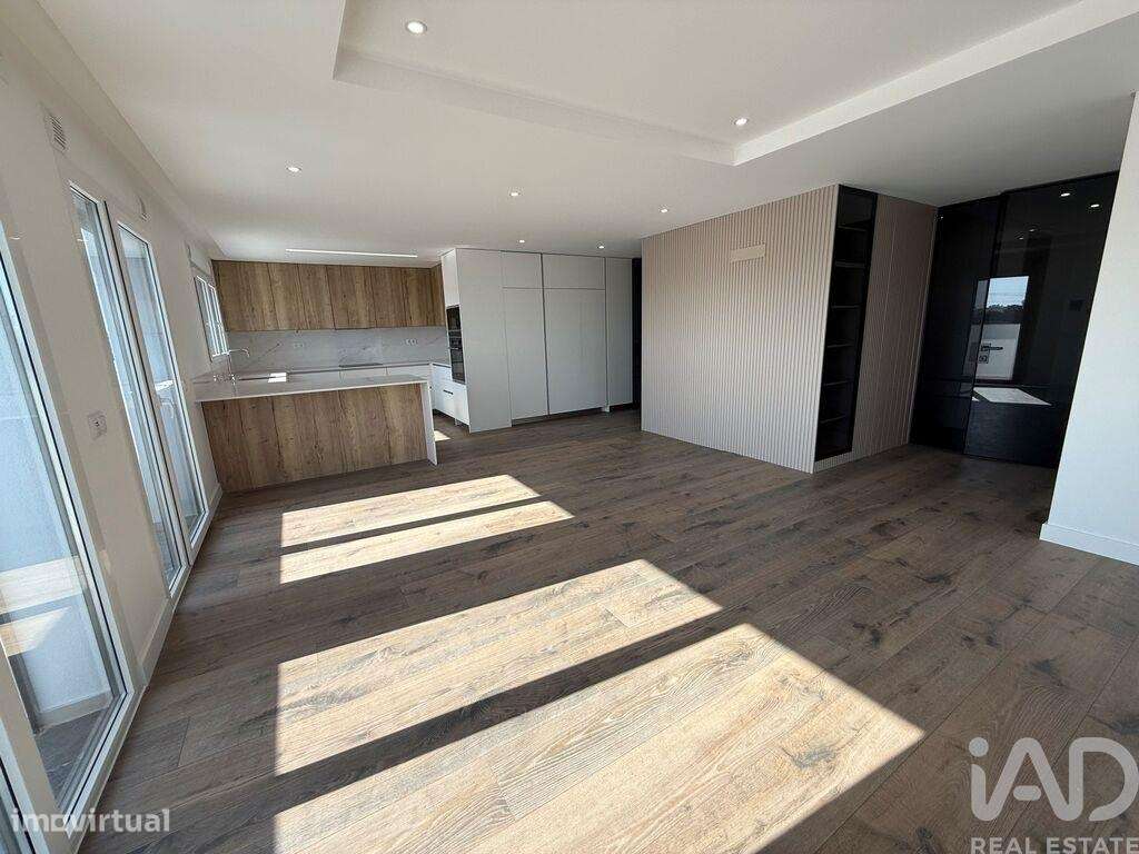 Apartamento T3 em Laranjeiro e Feijó de 159,00 m2 - Grande imagem: 2/29