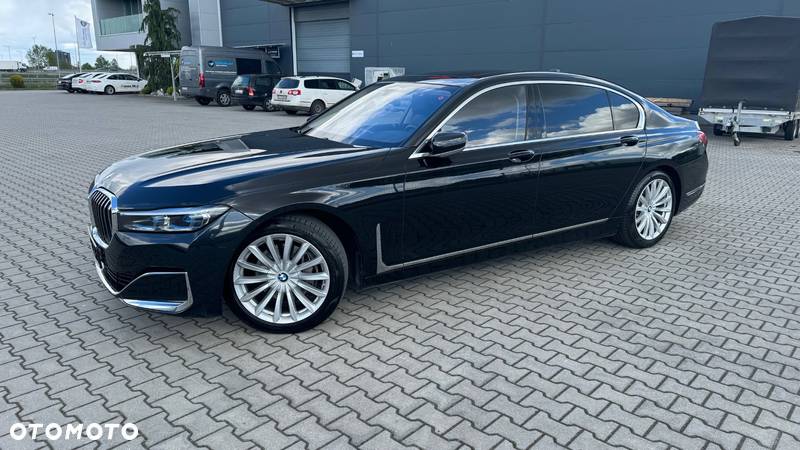 BMW Seria 7 730Ld xDrive mHEV - 4