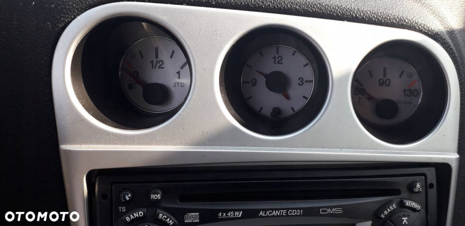 ALFA ROMEO 156 RADIO I PANEL - 2