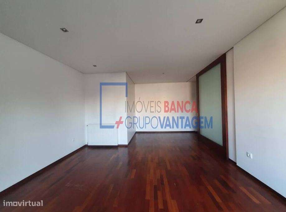 APARTAMENTO T1 - PORTO - BONFIM - Grande imagem: 3/11